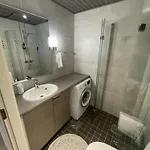 Apartamento Free Slalomski Ticket, 1 Pcs, Rukastara Ski-in Ski-out, Centrum Location